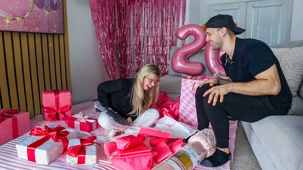 SURPRISING MY WIFE FOR HER 26th BIRTHDAY!!