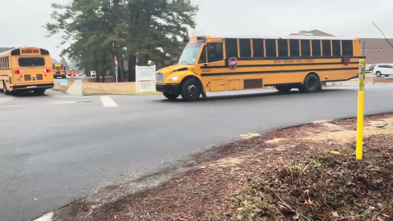 Buses departing in the afternoon (2/5/2026)