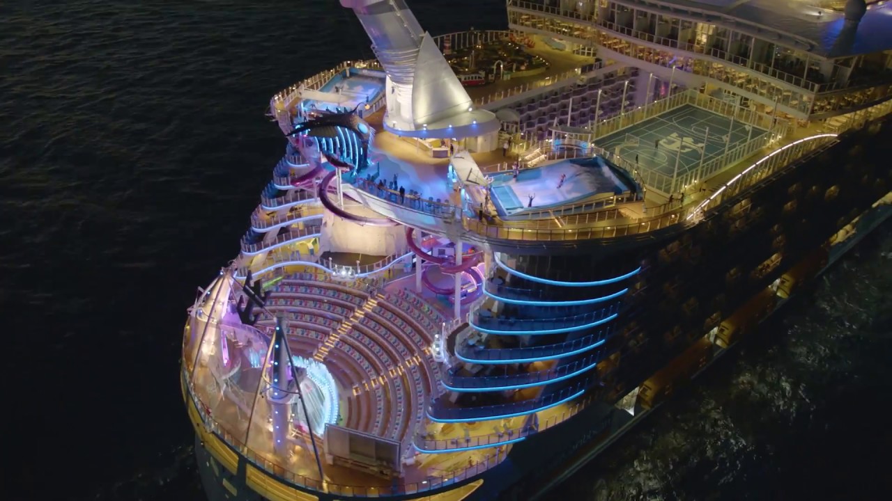 Harmony of the Seas -  AquaTheater