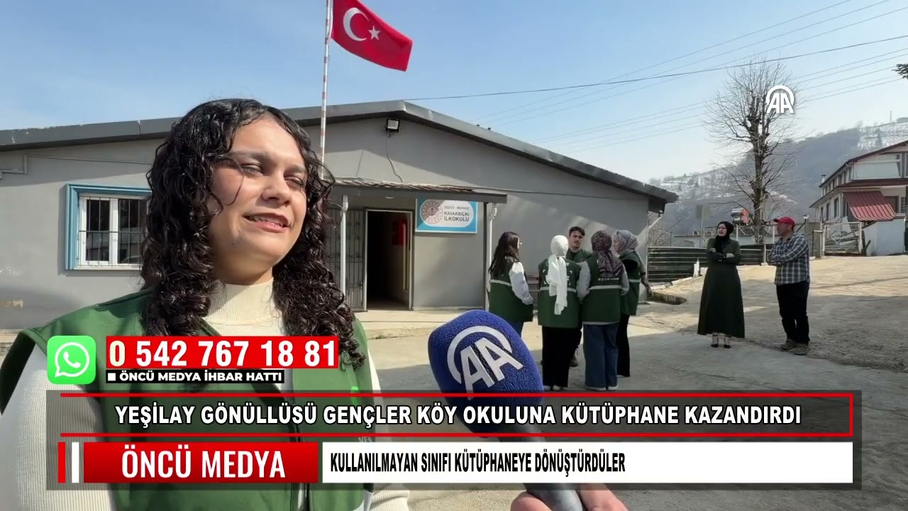 YEŞİLAY GÖNÜLLÜSÜ GENÇLER KÖY OKULUNA KÜTÜPHANE KAZANDIRDI