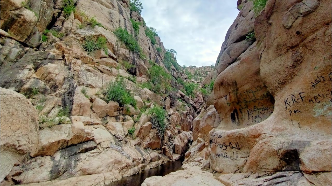 Beauty of Tharparkar | Karoonjhar mountain range