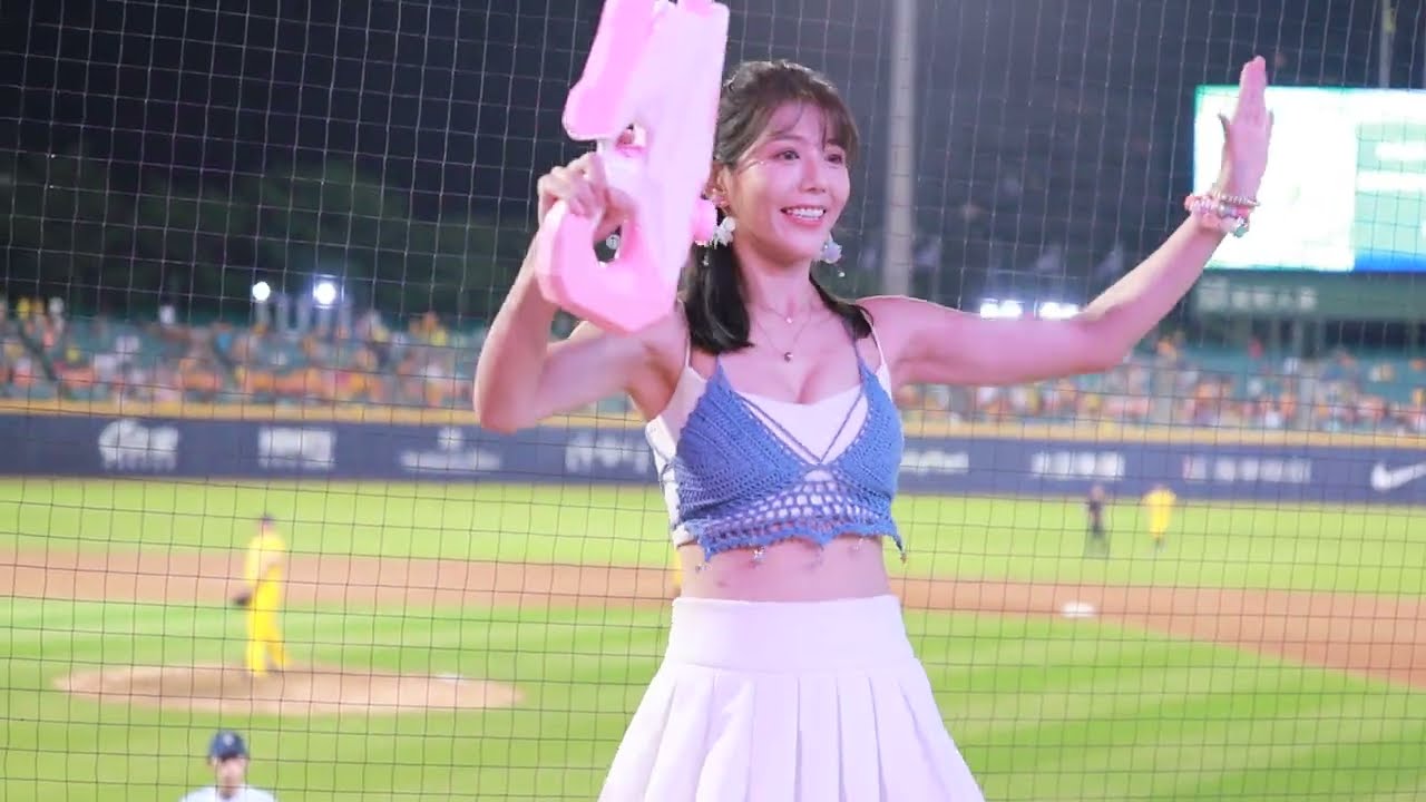 20230618  富邦悍將繽紛盛夏 Hand UP Fubon Angels 東東