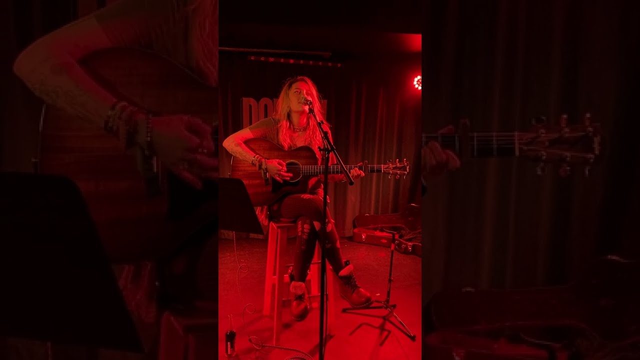 Paris Jackson - Collide - Live Concert in Paris at POPUP du Label