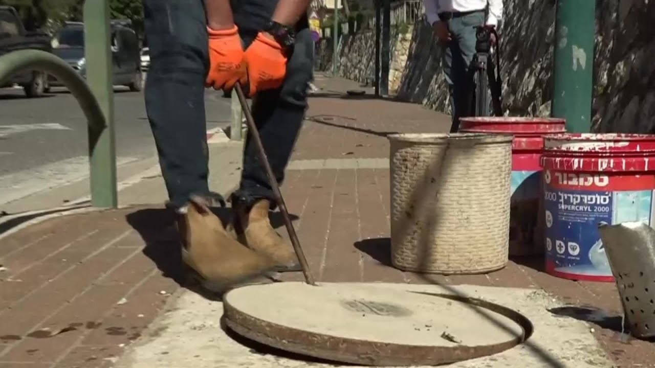 לא מתעסקים בקקי: האחים שמוצאים אוצרות גם בלכלוך