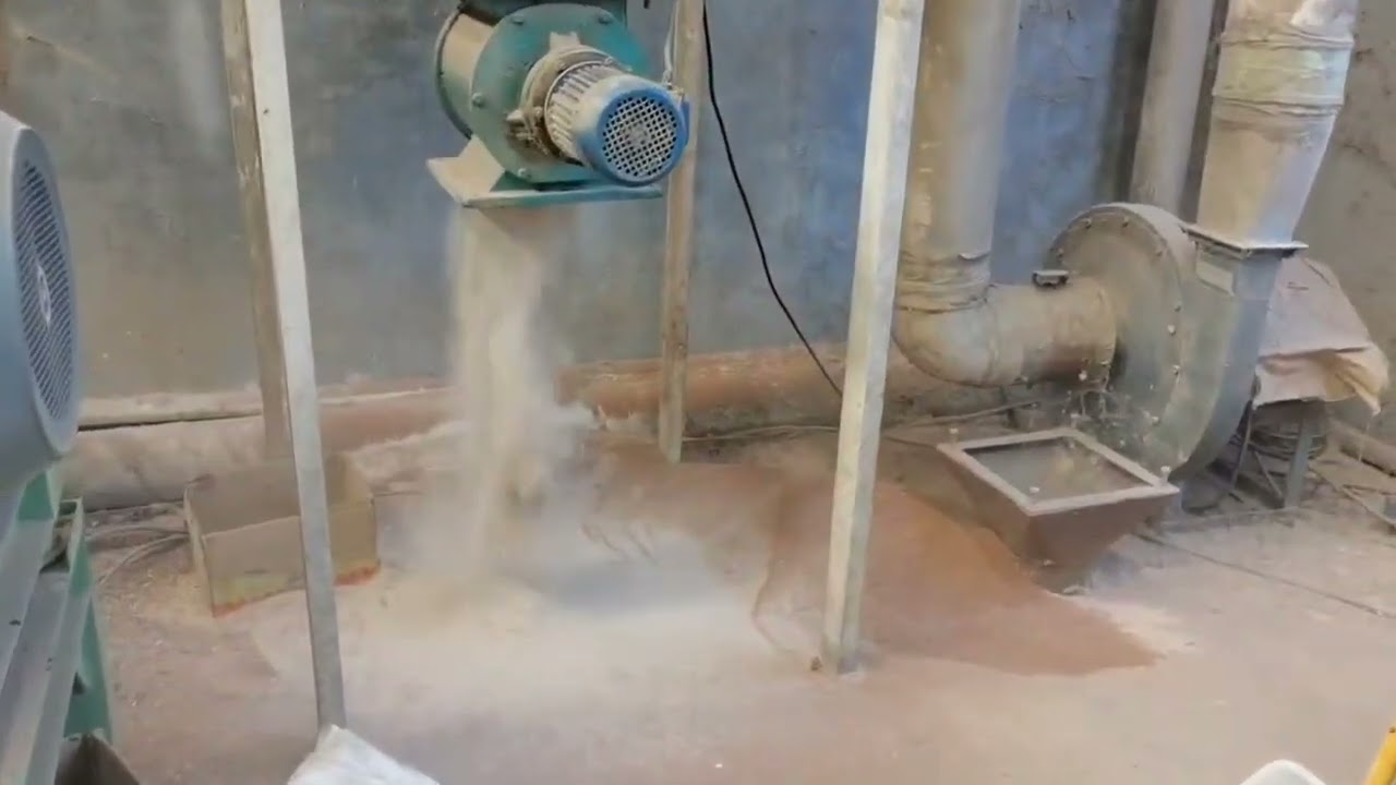 Double Crane Machinery  test Cannabis straw crushing video