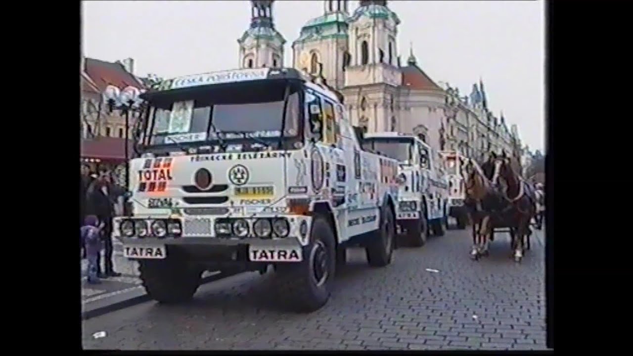 Tatra Dakar - odjezd Staroměstské náměstí 2000