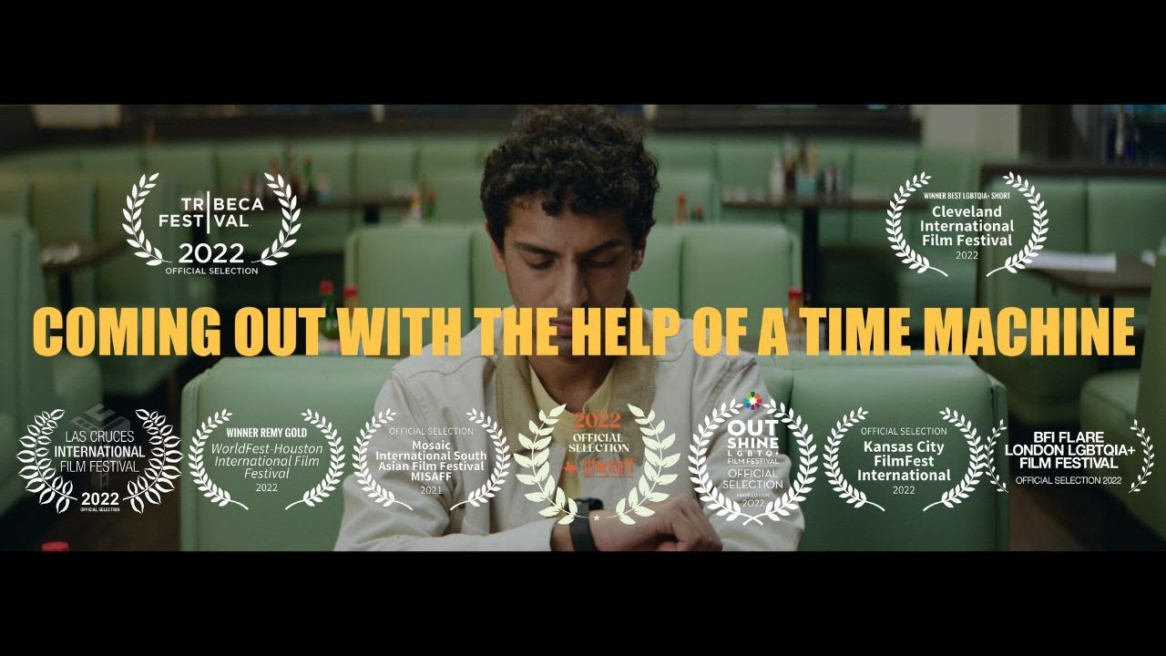 Coming Out With The Help Of A Time Machine - Short Film