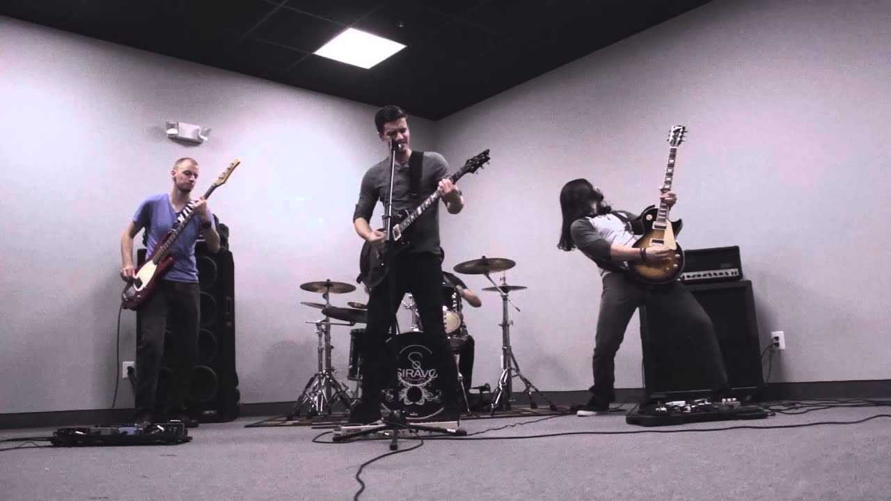 Siravo - The Upper Hand [Official Video]