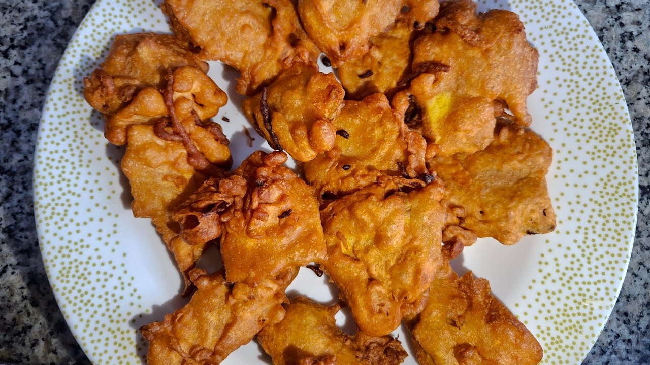 Crispy Green Banana Bajji | Perfect Evening Snack | Easy South Indian Recipe