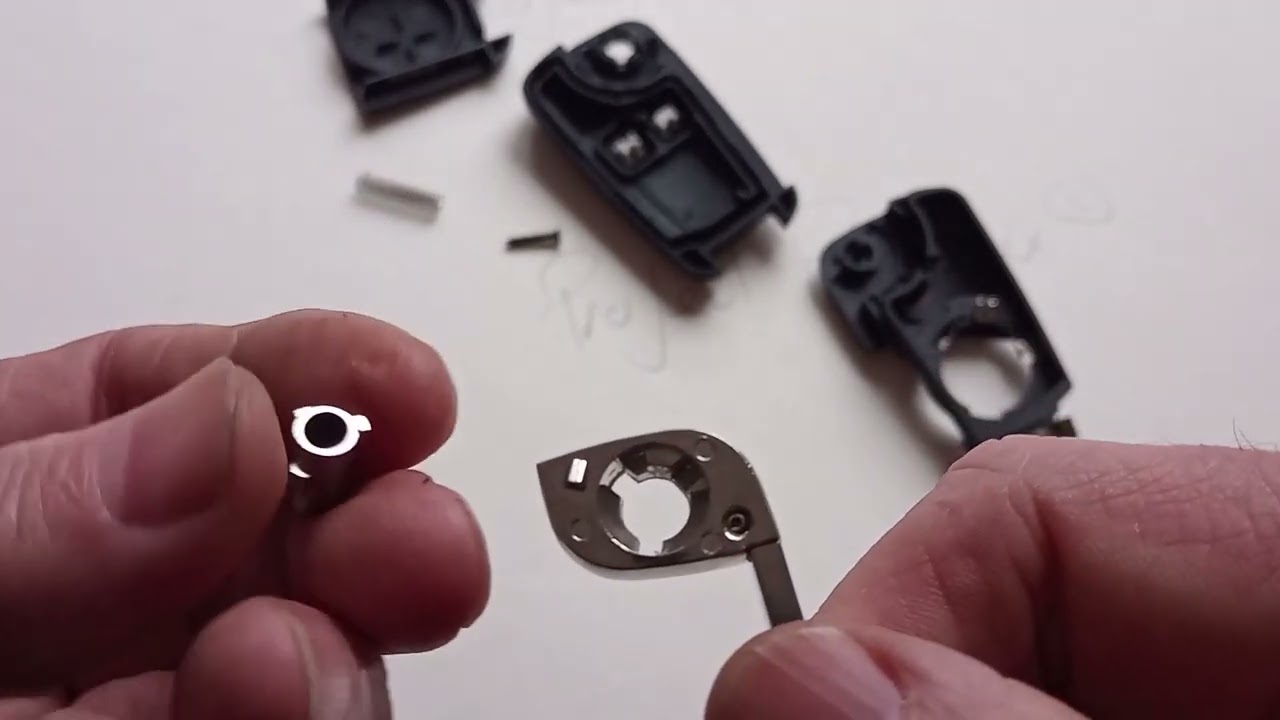Phoenix Vauxhall Key replacement