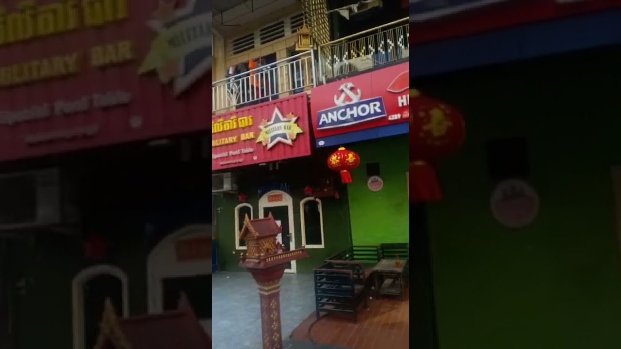 🦘🇦🇺🇰🇭 girlie bars  in Phnom Penh Cambodia, Gay and Lesbian bars, for all ages of tourists,