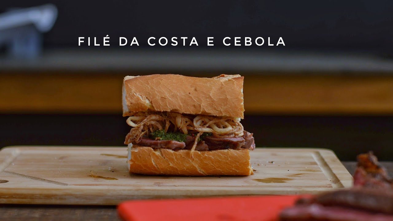 Sandu&iacute;che de Fil&eacute; com Cebola