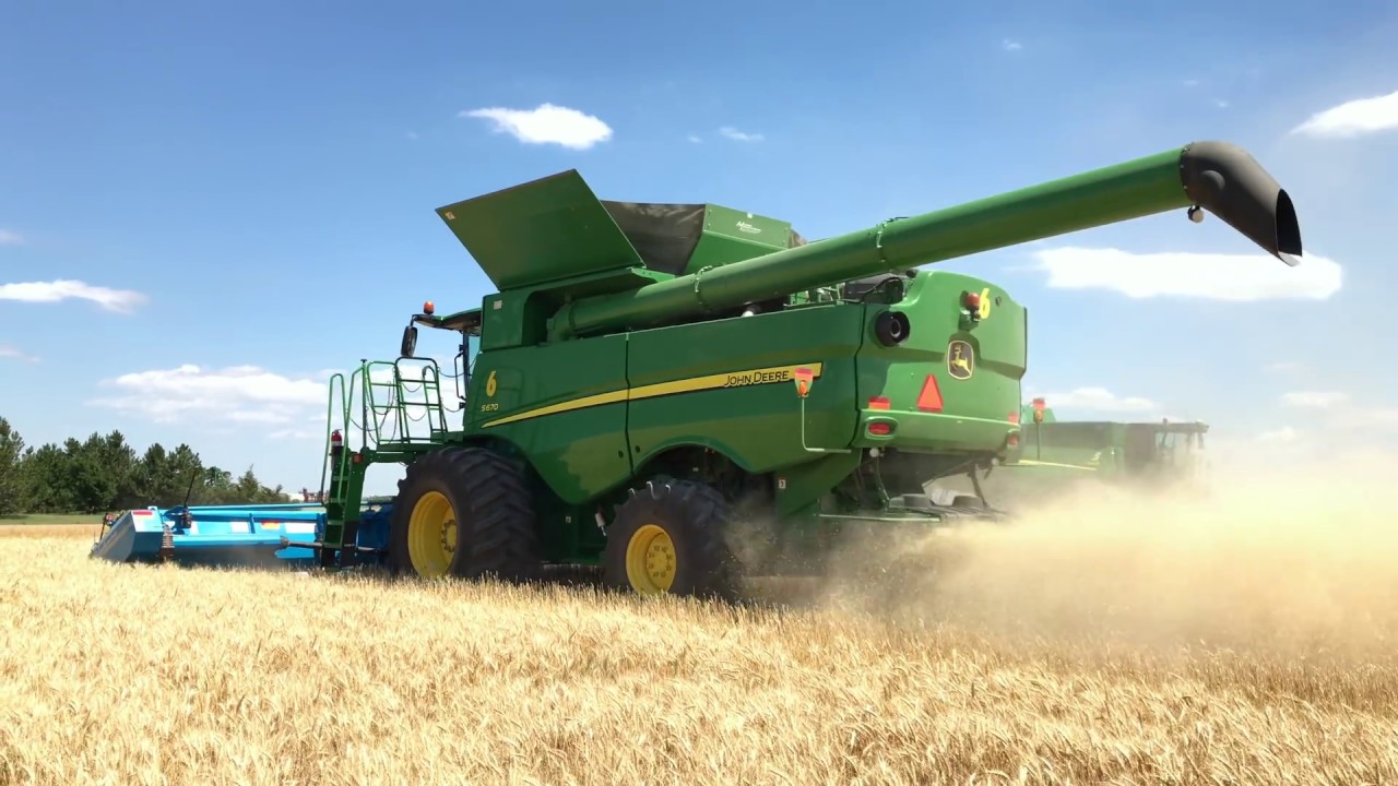 2018 Kansas Wheat Harvest- Schemper Harvesting with Shelbourne stripper heads