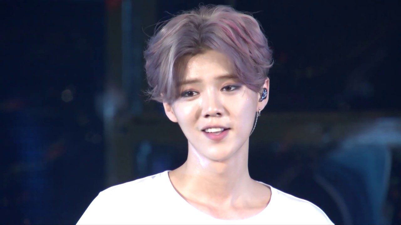 鹿晗 LuHan 《致爱/Your Song》【2016鹿晗重启演唱会北京站2016LuHan Reloaded Concert in BeiJing】