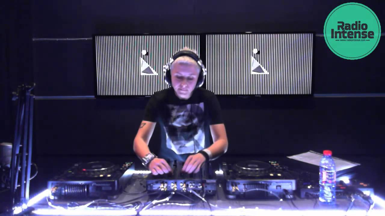 Live @ Radio Intense 10.04.2013 - Anna Lee