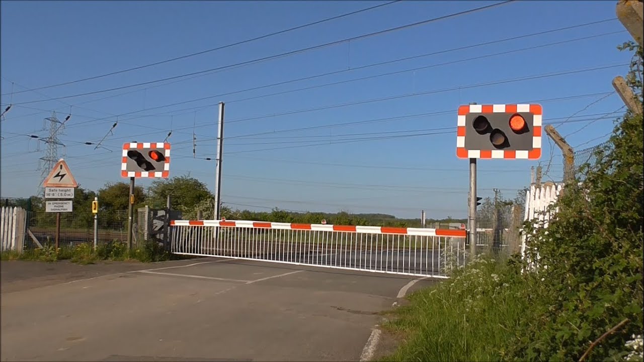 Tempsford Level Crossing