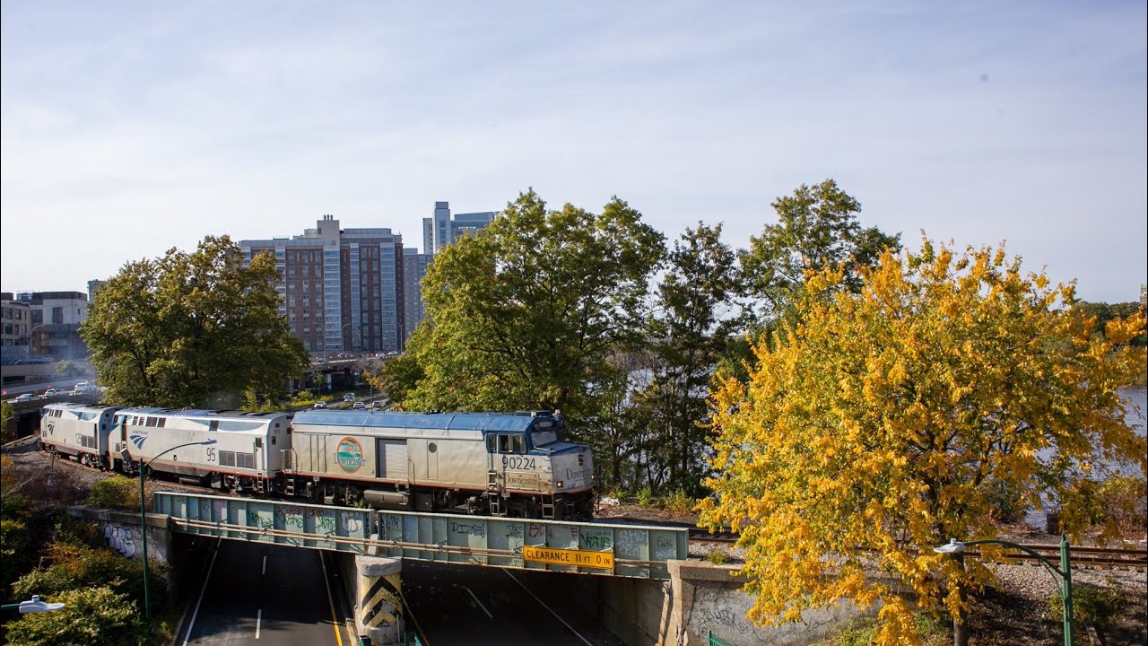 3 Extras in 3 Hours | Readville Switcher, Portland extra and Power Wash Train near Boston University