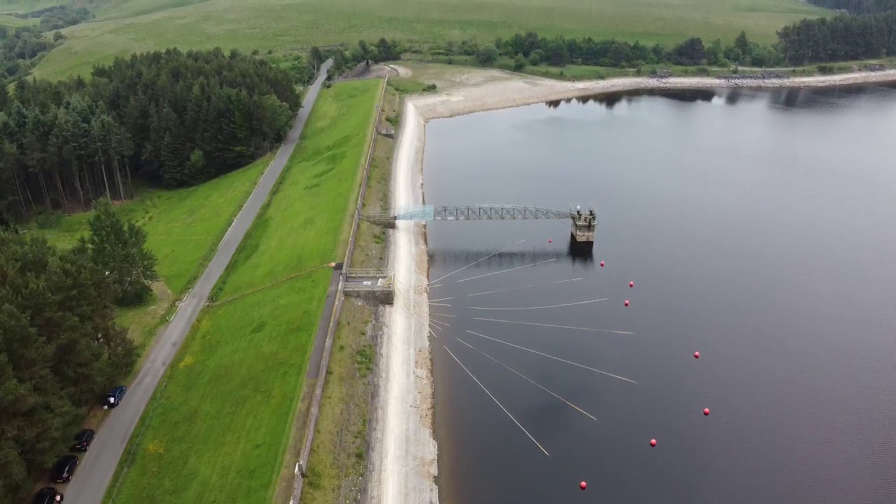 Gladhouse Reservoir by Waluna Productions