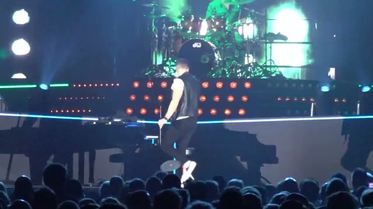 One Vision of Queen Marc Martel - Radio Gaga - Live Düsseldorf 01.11.2025