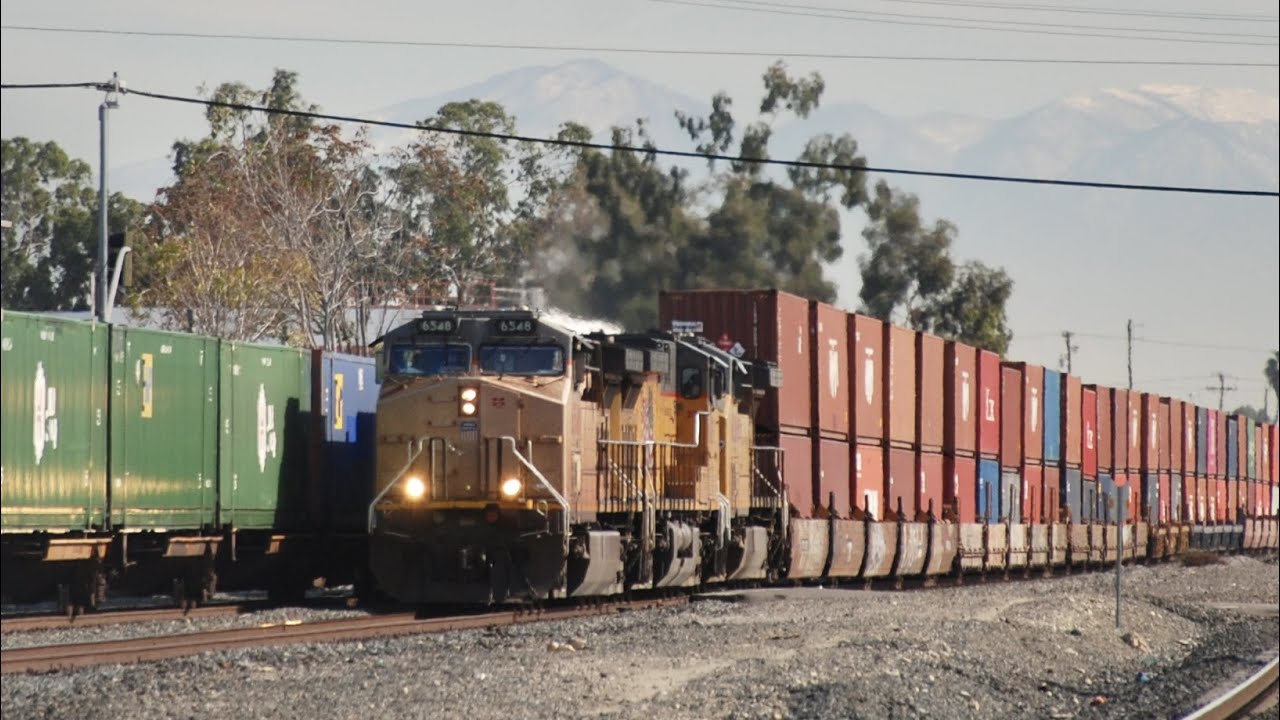 Railfanning Pomona Downtown Train Station 11/21/2022
