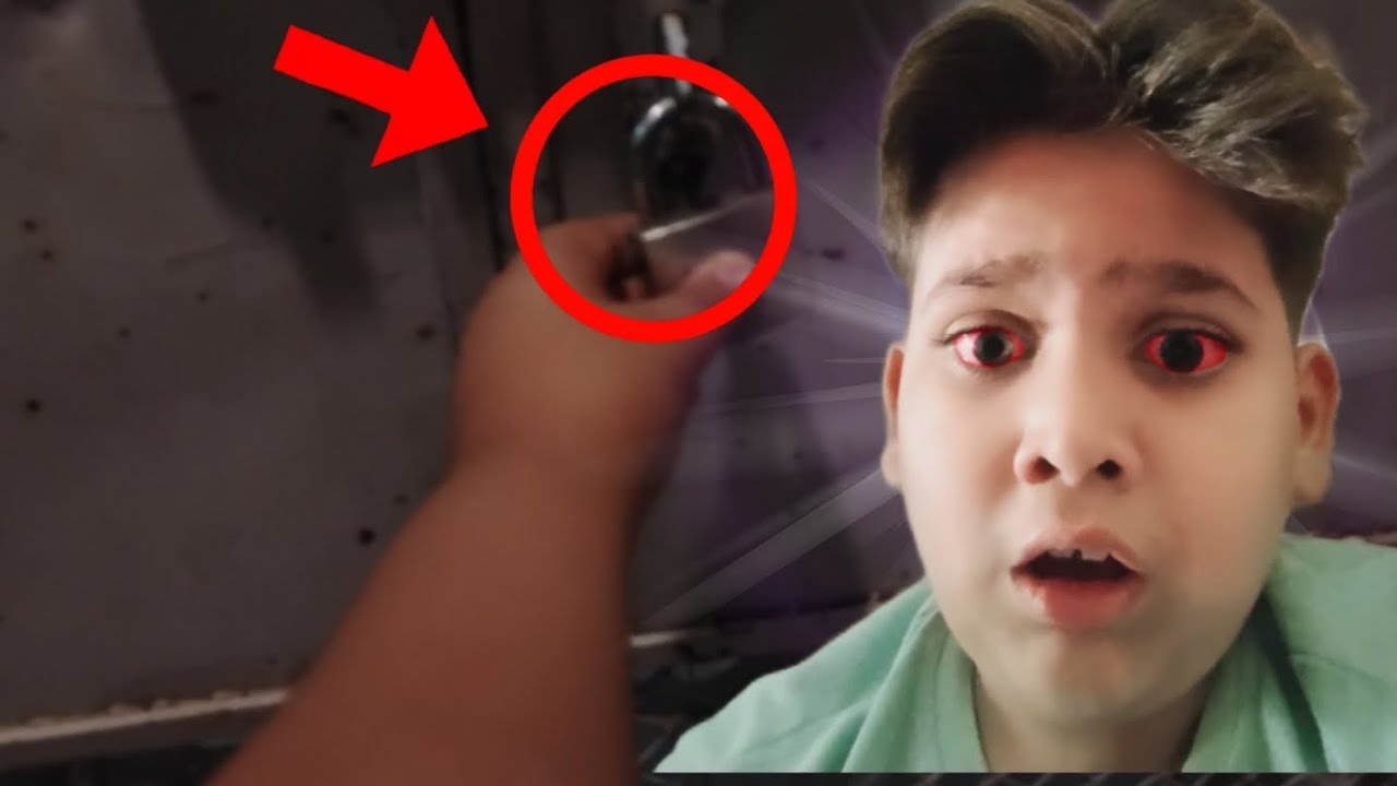 HELLO GUYS THIS VLOG HORROR VIDEO AN VLOG PLEASE LIKE SHARE SUBSCRIBE 👑