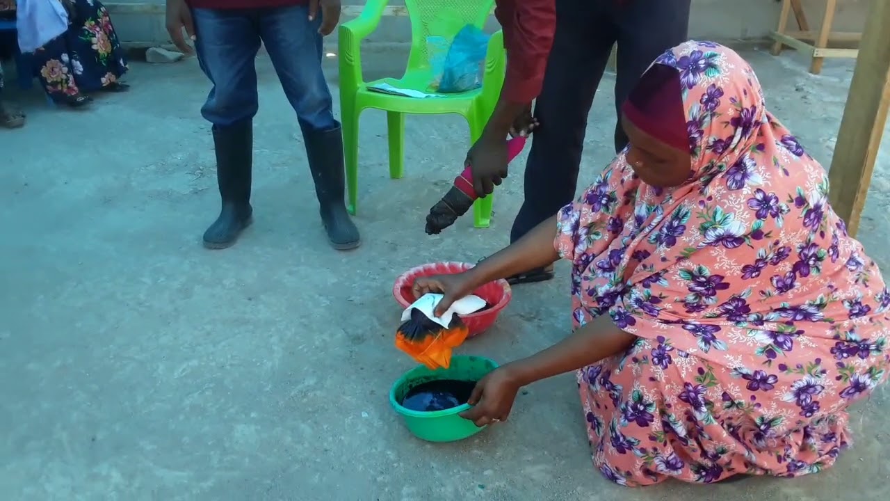 Sir abuni batiki mpya sehemu ya 3 jinsi ya kuchova maua.