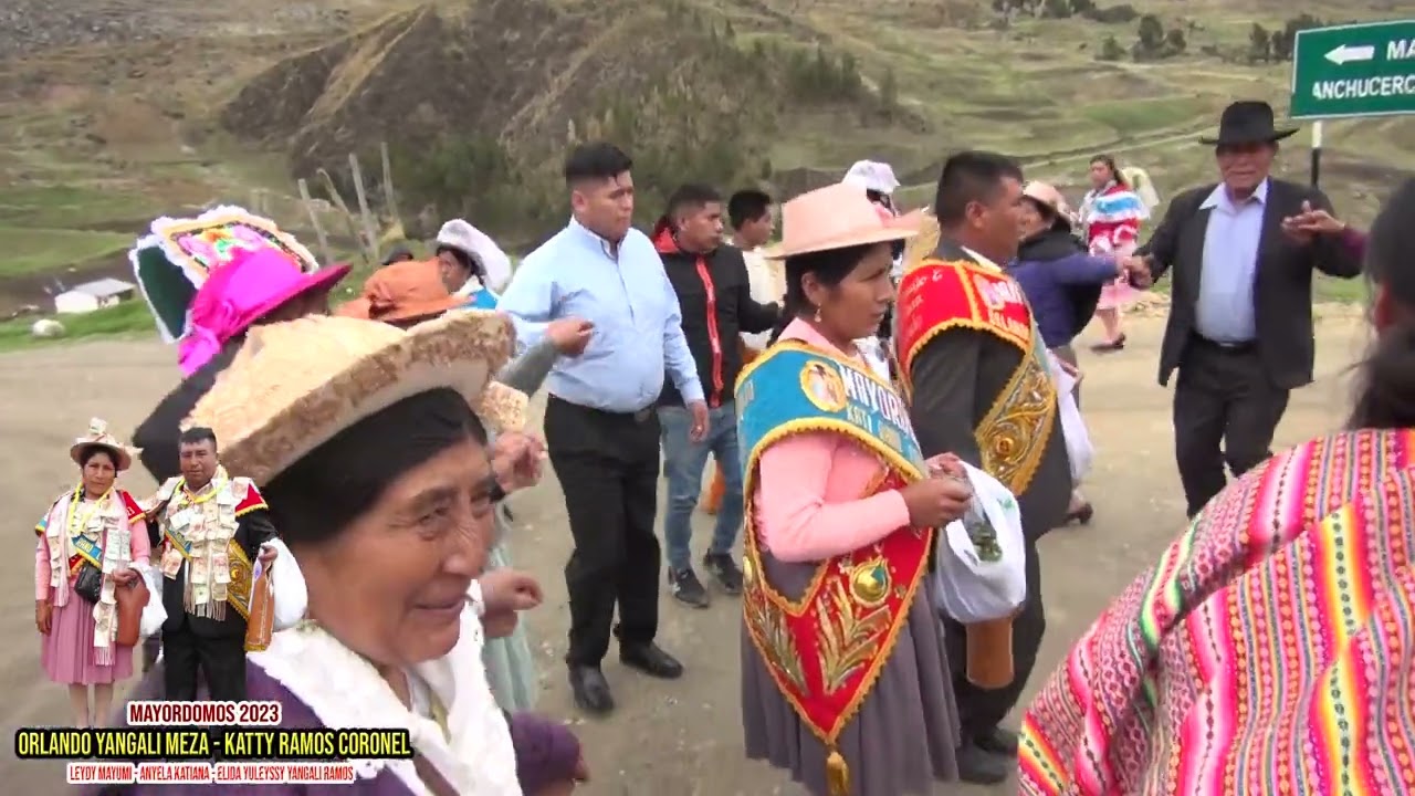 Año Nuevo en Ccollpa Manta Huancavelica 2023 Mayordomos Orlando Yangali y Katty Ramos 03/01/23