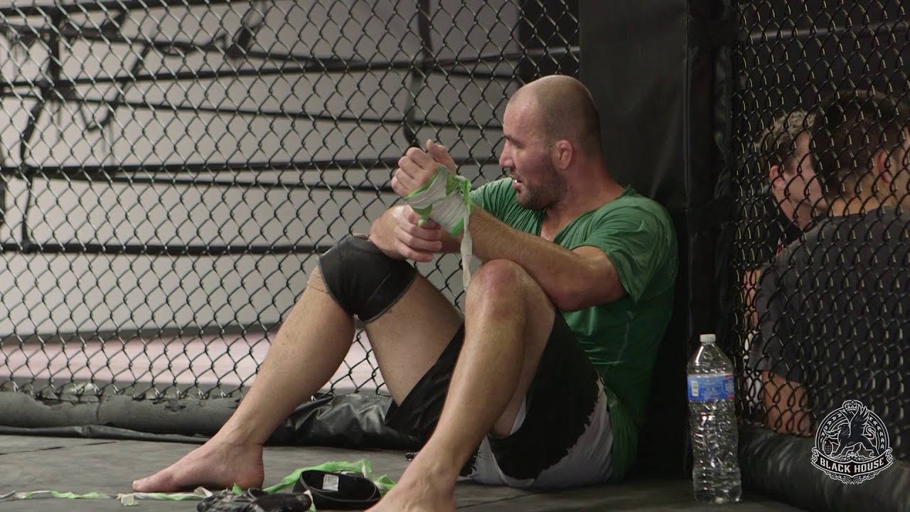 Black House MMA Archives: Lyoto Machida and Glover Teixeira