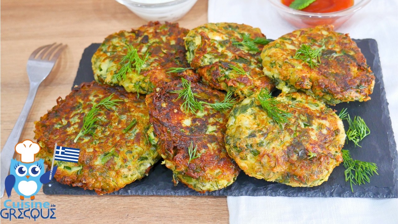 KOLOKITHOKEFTDES : Beignets de courgettes grecs à la feta | Recette traditionnelle