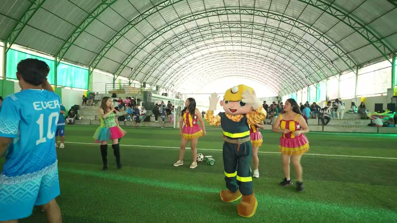 🎉 ¡Celebramos el Día del Minero con EL COMBE! 🎉