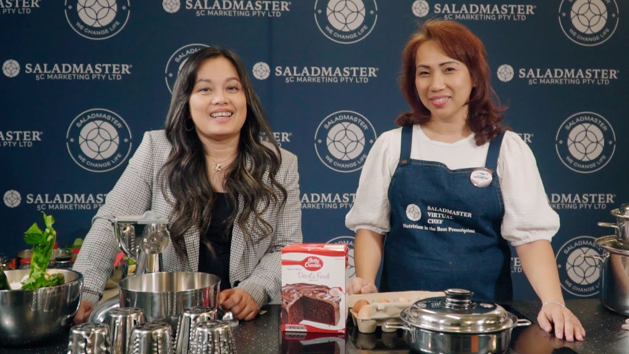Baking Healthy Chocolate Cake in Saladmaster (No OVEN) [English & Vietnamese]