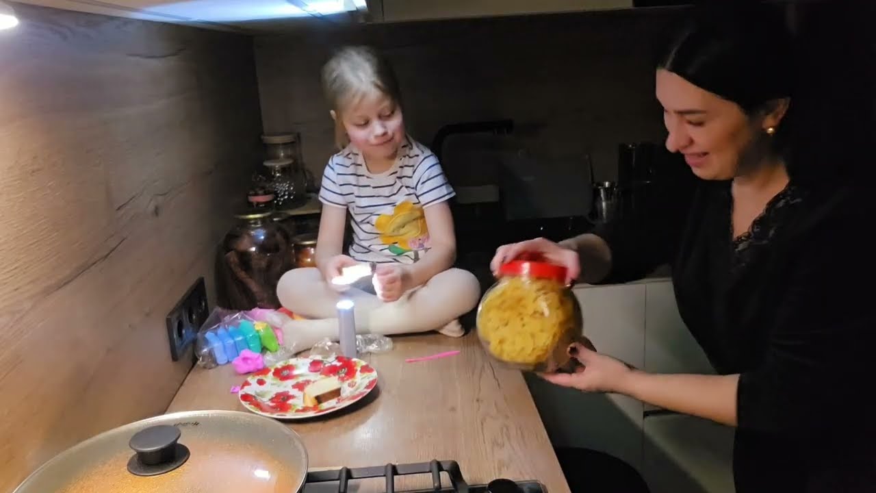  « СЮРПРИЗ ДНЯ»  ПОБЕГ №2: МАЙК РЕШИЛ СХОДИТЬ ЗА ПРОДУКТАМИ😝