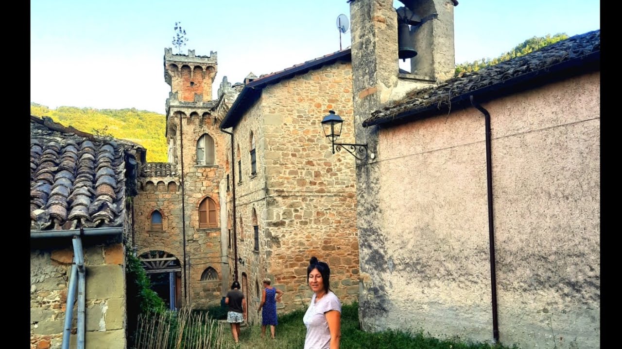 Living in an abandoned Village high in the Italian Mountains (2)