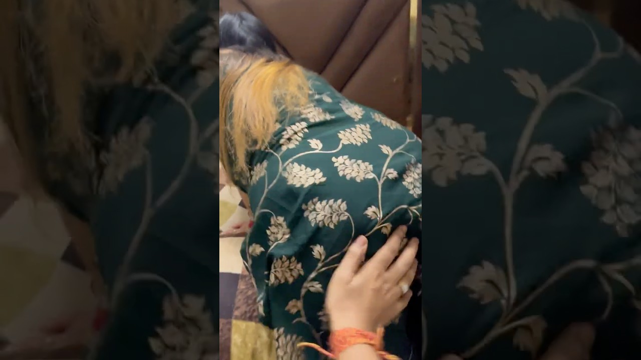 Back Hit Prank On Wife #backhitprank #prankonwife #shortsfeed #shortsprank #funnyshorts