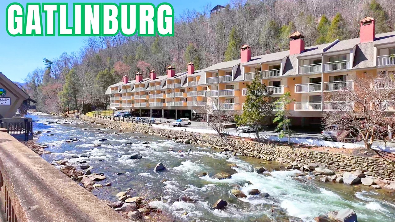 [4K] Downtown Gatlinburg Walk 2026 🇺🇸 | River, Shops & Attractions Walking Tour
