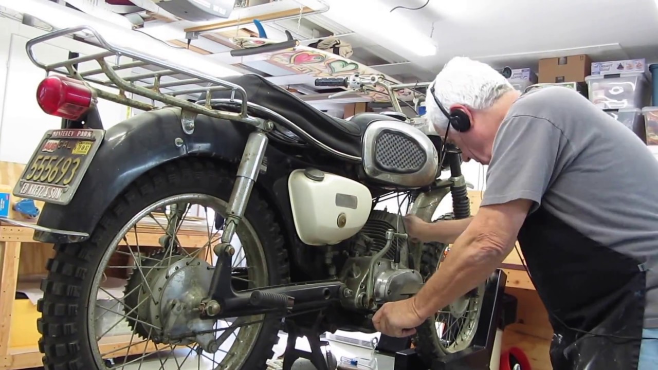 1966 Suzuki B105P Restoration Episode 2