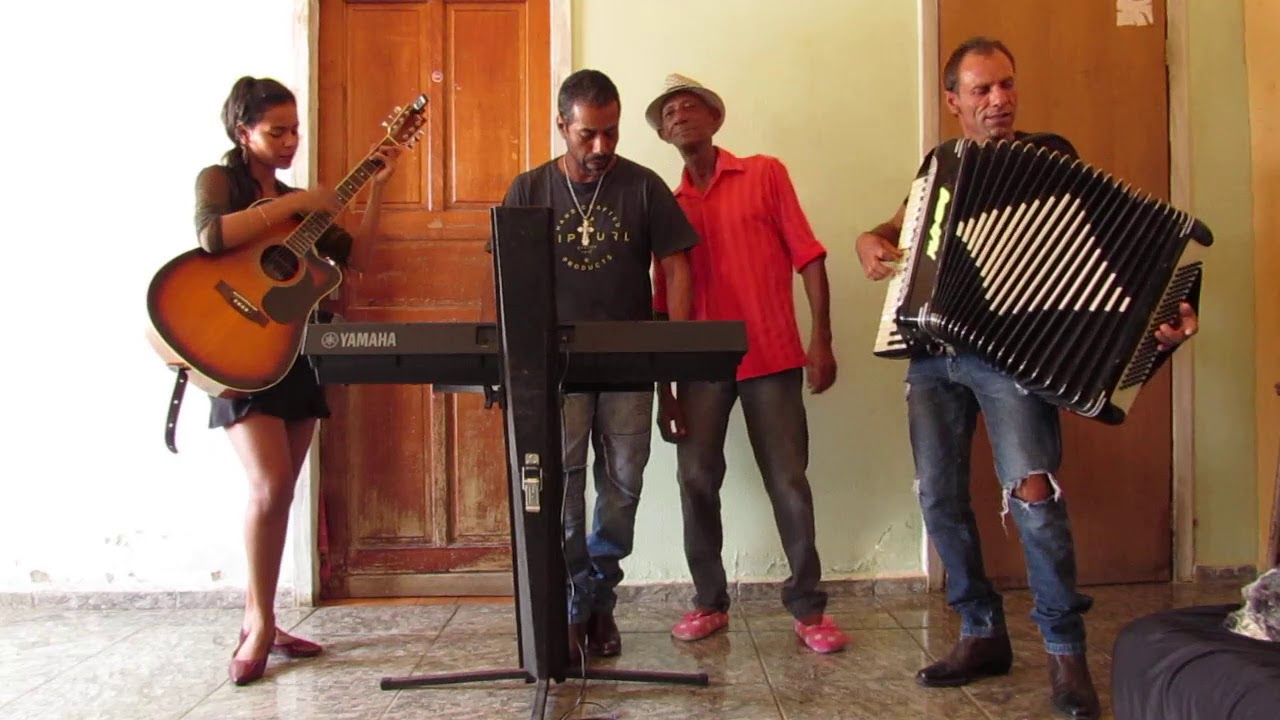 Rony e Marcelo Os fora da lei - Leidiane Miranda  Hino de Reis