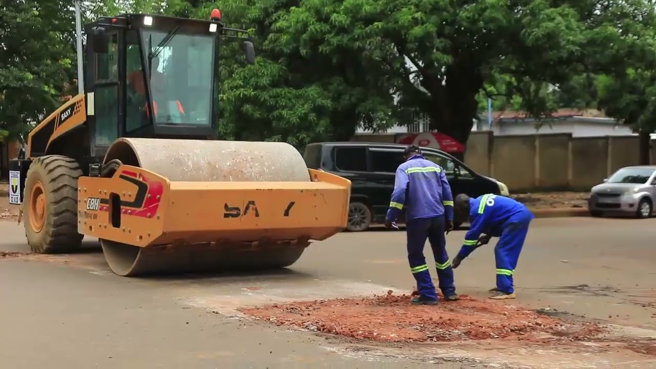 RDC, Lubumbashi : poursuite de l’opération « zéro trou » initiée par le Gouverneur Martin Kazembe