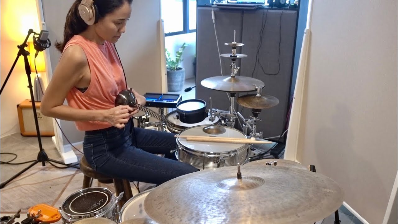 Wah wah // Playing with the Meinl helix bowl