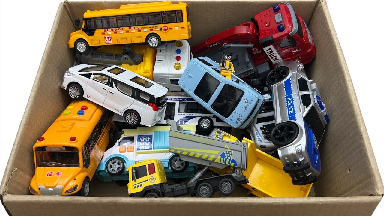 Cars and Trucks Unboxing on the Box
