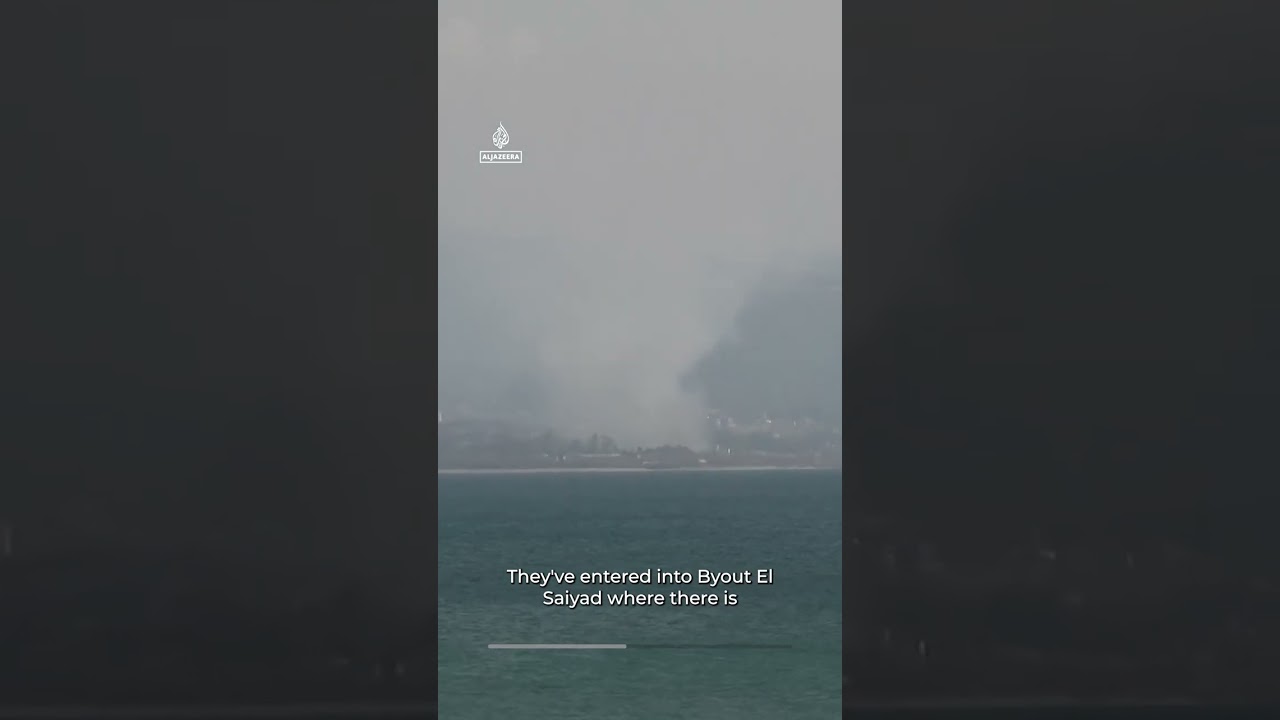 Al Jazeera reporter witnesses Israeli strikes on Lebanon during live broadcast
