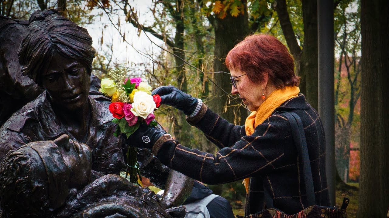 30th Anniversary of the Vietnam Women's Memorial