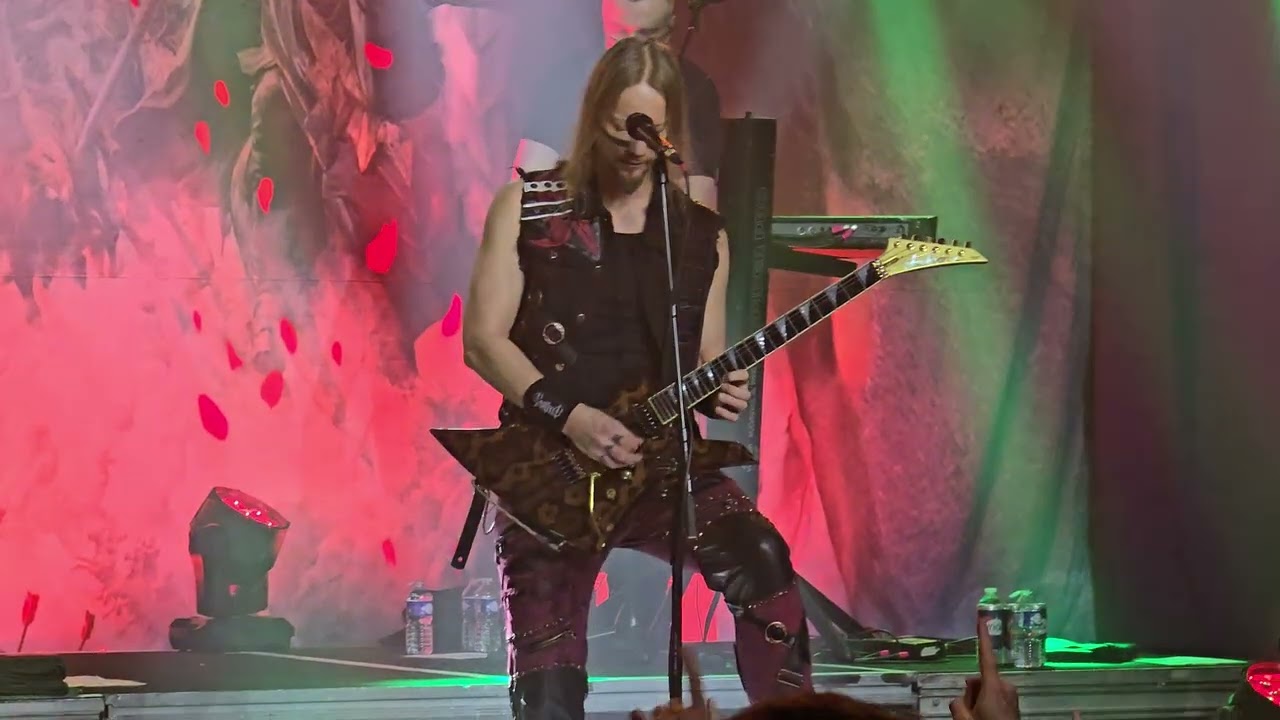 Ensiferum - 07. Token of Time - La Machine du Moulin Rouge le 10/01/2026