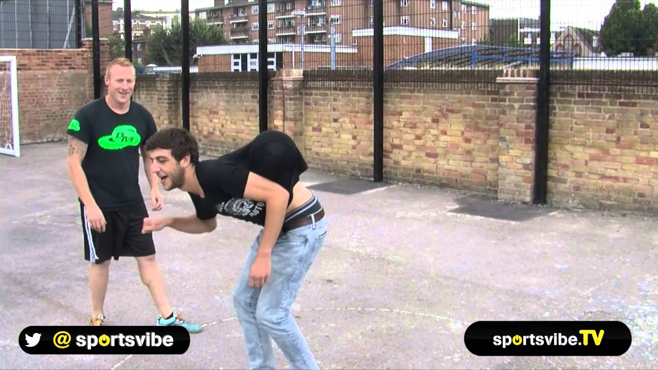 Football Freestyle Battle: Dan Magness vs Sportsvibe