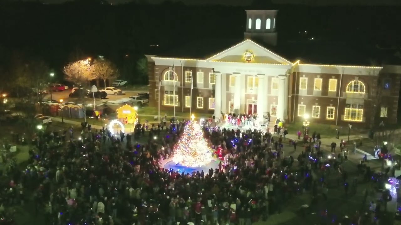 Mint Hill 2024 Christmas Tree Lighting