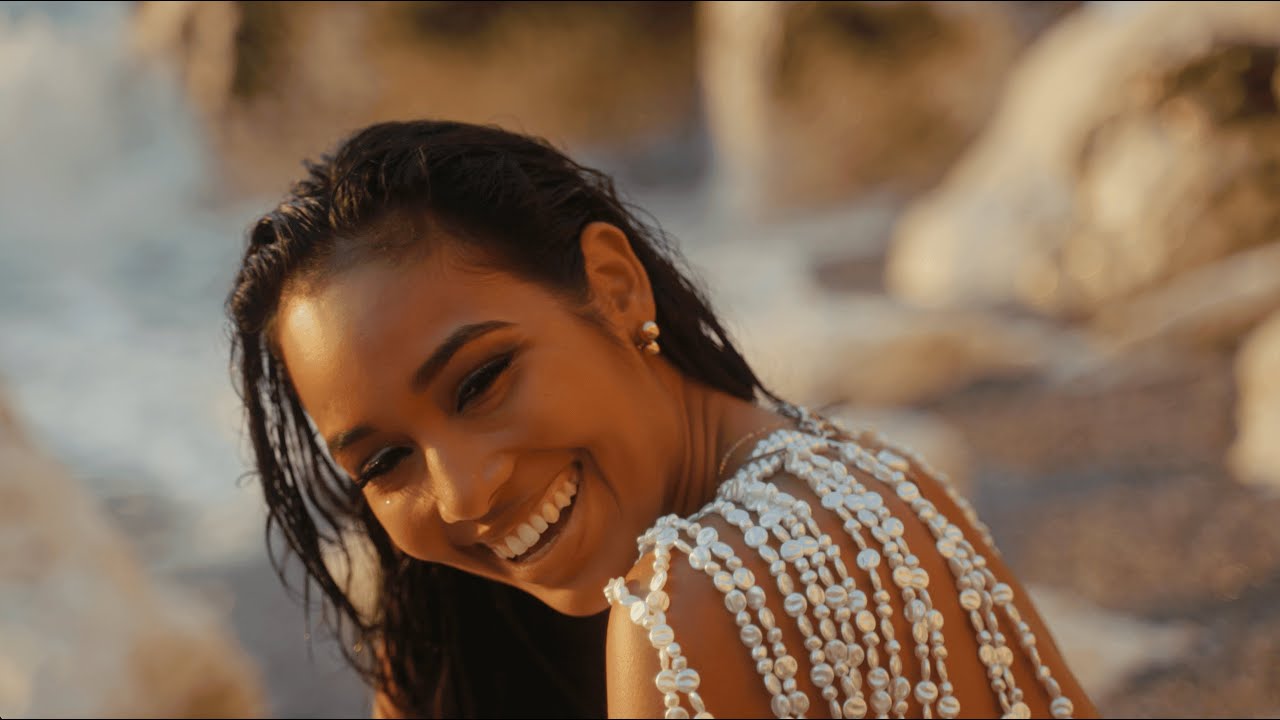 Clémence Botino - Miss World France 2024 - Portrait