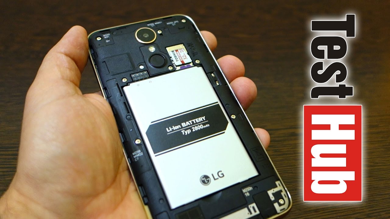 Jak włożyć kartę SIM oraz kartę pamięci &ndash; smartfony LG (na przykładzie K10 2017)