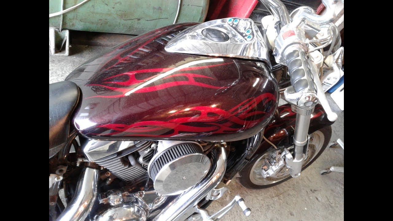 Kawasaki meanstreak  HOW TO REMOVE THE GAS TANK