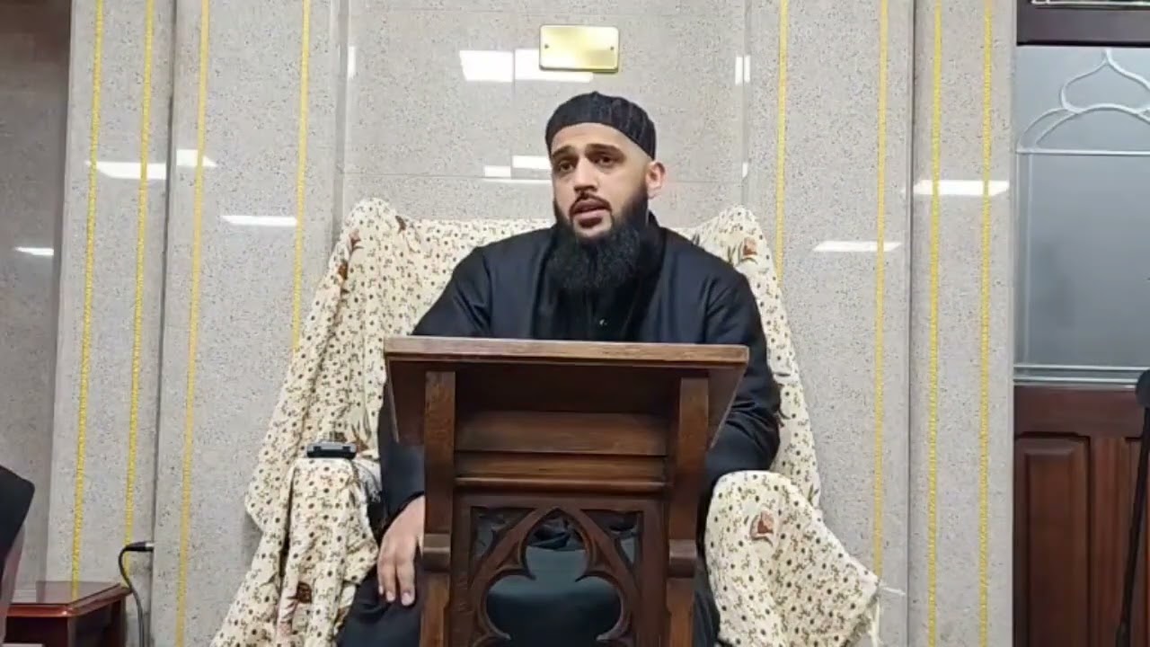 Naat by Maulana Kamran Khan