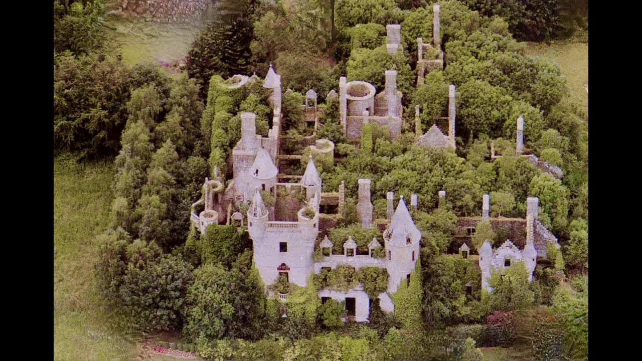 BUCHANAN CASTLE - STIRLINGSHIRE, SCOTLAND